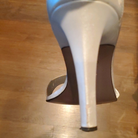 👑 HOST PICK 👑 Town Shoes 90mm Evening Crystal Decoration Sandals - Picture 8 of 11